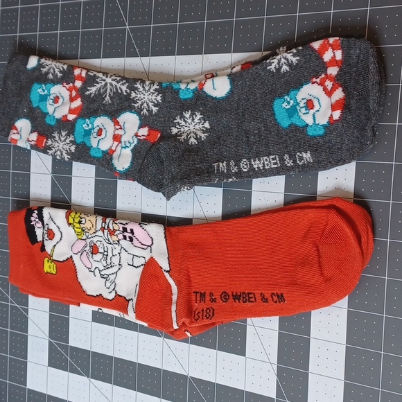 Christmas crew socks two pair new - Picture 2 of 6
